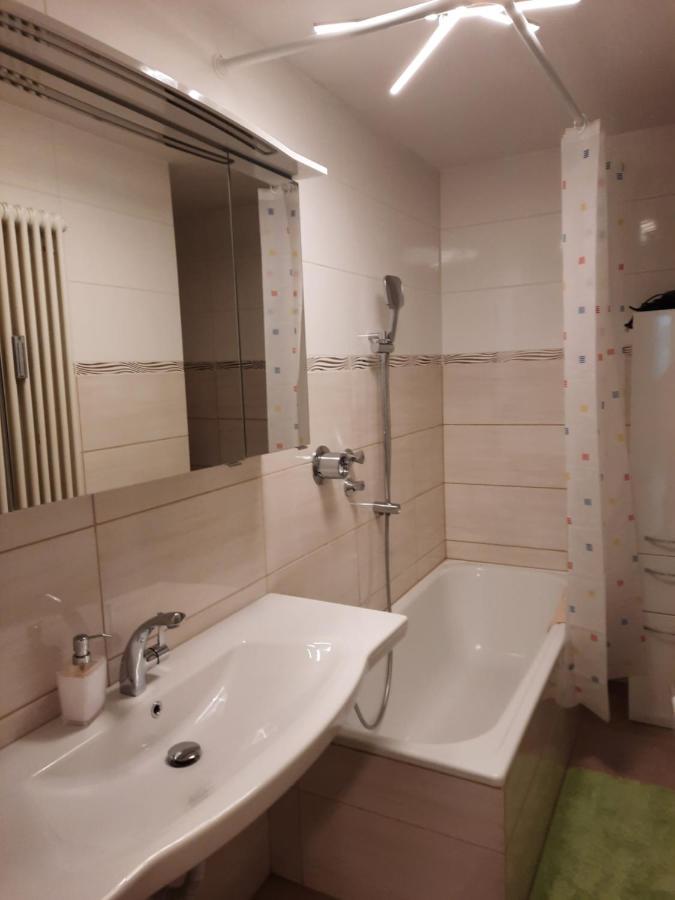 Moderne 3Zimmer Wohnung, In Koenigsbrunn Bei Augsburg Екстериор снимка