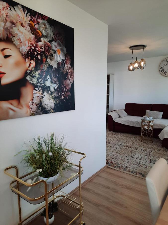 Moderne 3Zimmer Wohnung, In Koenigsbrunn Bei Augsburg Екстериор снимка