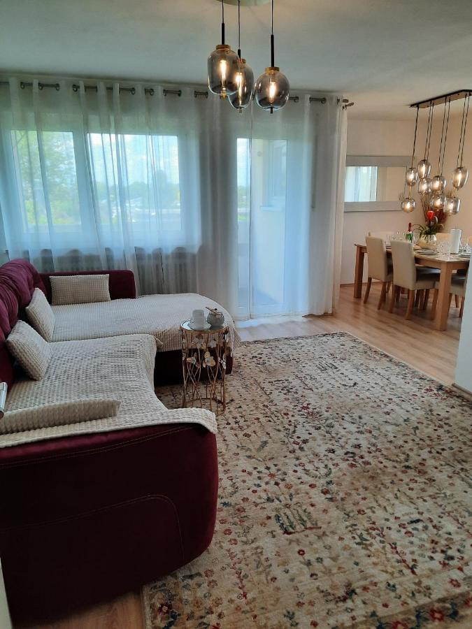 Moderne 3Zimmer Wohnung, In Koenigsbrunn Bei Augsburg Екстериор снимка